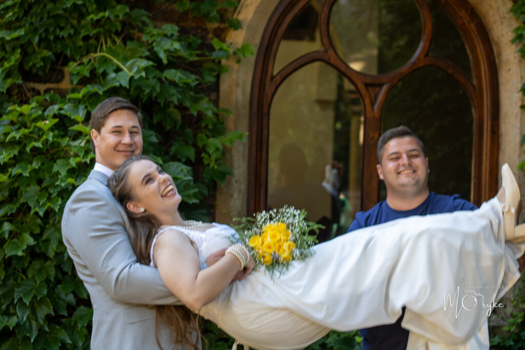 Elopement Photography Potchefstroom - Anderland Wedding Venue 101 Elopement Photography and Entertainment Packages Klerksdorp ()