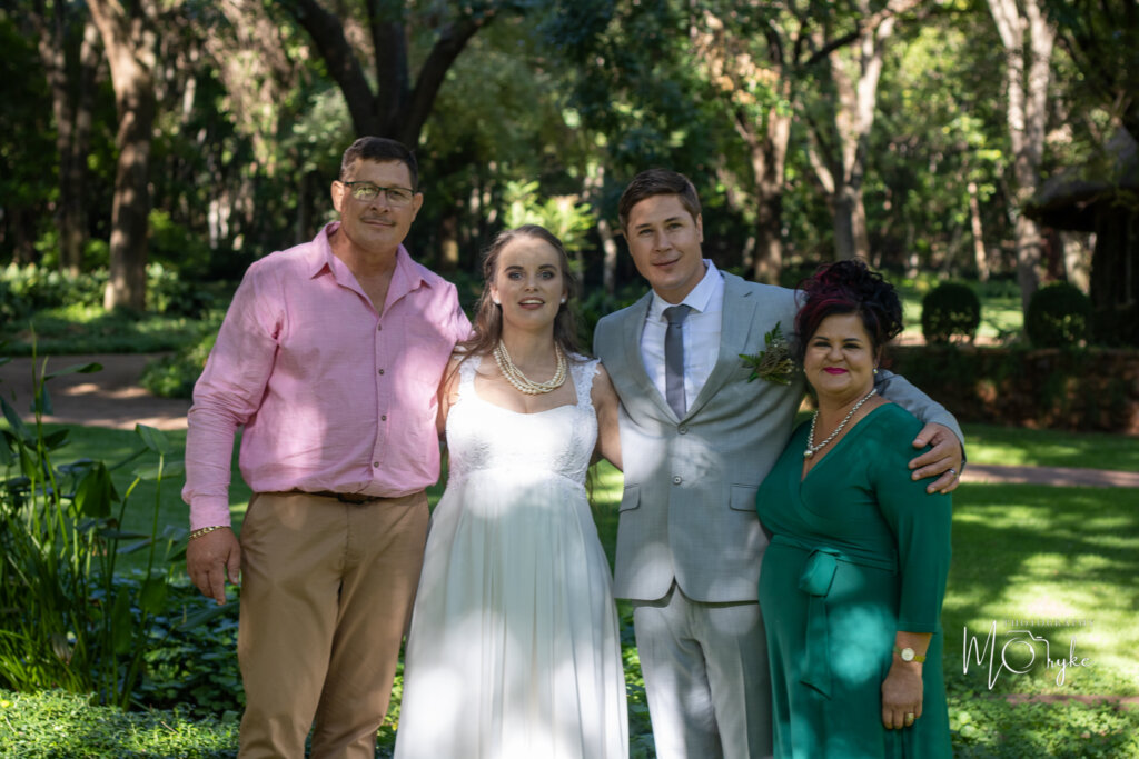 Elopement Photography Potchefstroom - Anderland Wedding Venue 93 Elopement Photography and Entertainment Packages Klerksdorp ()