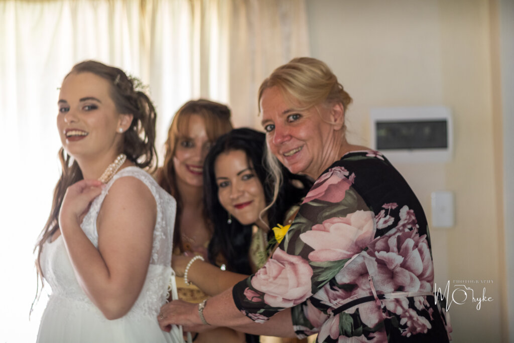 Elopement Photography Potchefstroom - Anderland Wedding Venue 34 Elopement Photography and Entertainment Packages Klerksdorp ()